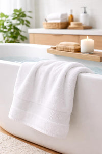 Lux Collection 27 x 54 Luxury Bath Towels – 550 GSM Plush Cotton Towels, Soft, Highly Absorbent & Quick Dry – Premium Towels for Hotels, Airbnbs & Home Use – White (4 Pack)